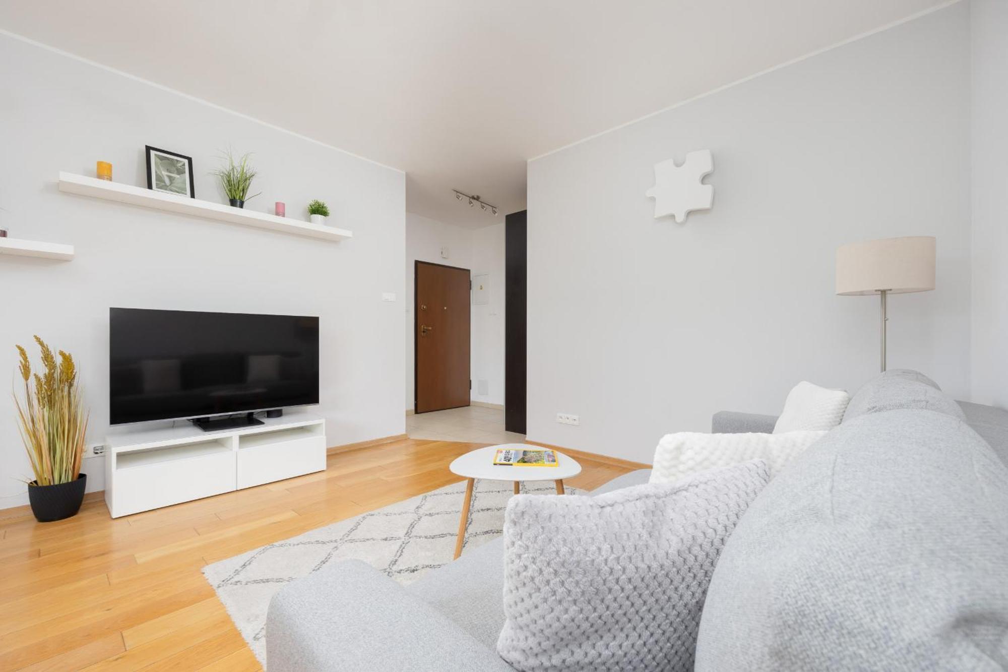 City Apartment With Parking Near Metro Mlociny By Noclegi Renters Warschau Exterior foto